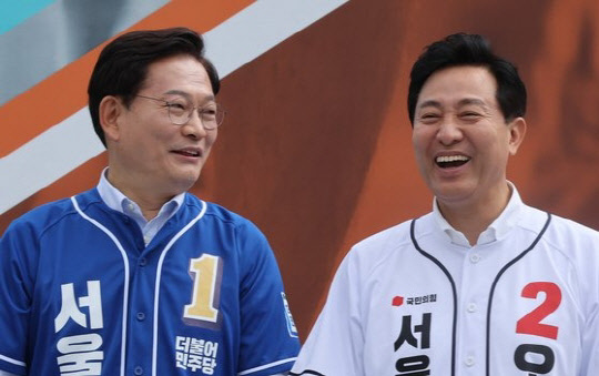 송영길(왼쪽) 더불어민주당 서울시장 후보와 오세훈 국민의힘 서울시장 후보. <연합뉴스>